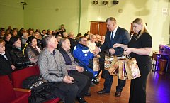 В михайловском Доме культуры состоялся концерт «Защитников Отечества славим!»