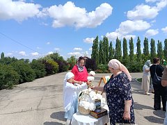 На территории храма прошла завершающая Акция" Белого Цветка"